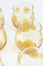 Load image into Gallery viewer, Amber Flower Glass Set